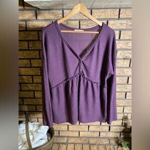 Purple vneck long sleeve‎